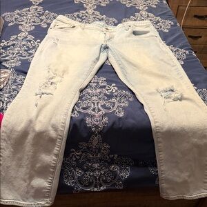 Casual Light Wash Boyfriend Jeans